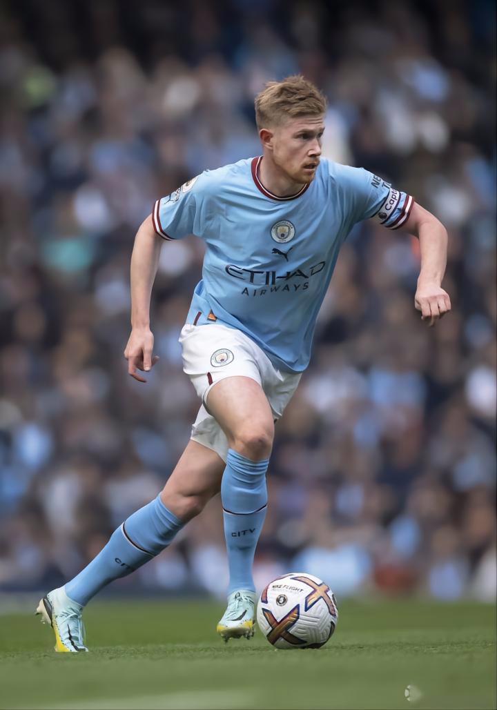 纳瓦罗预感哈兰德会复制姆巴佩的历程，“小蜘蛛”要加强核心力量