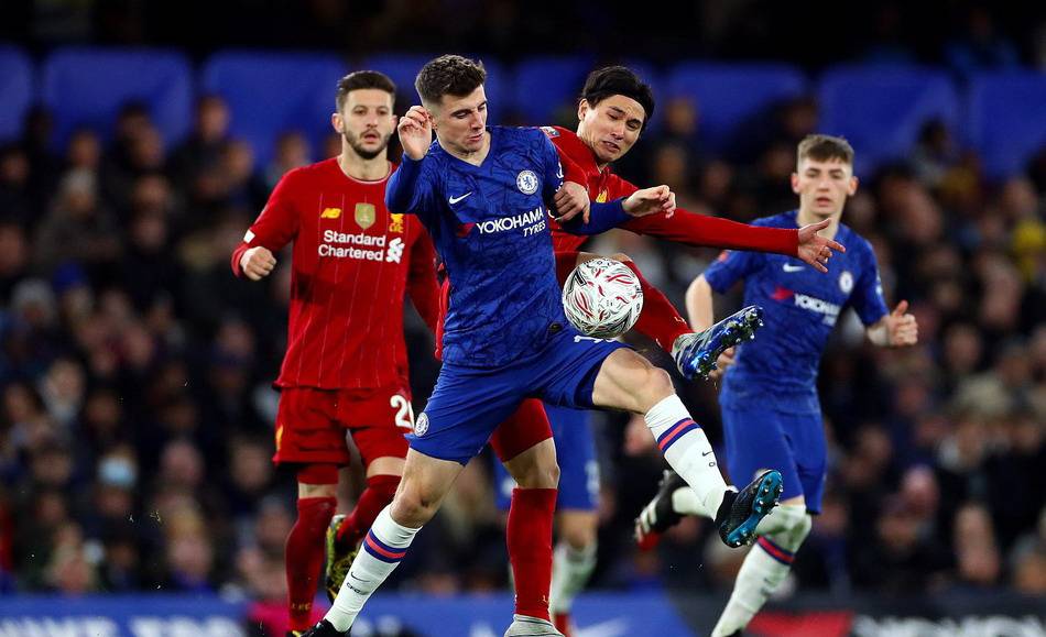 马切吉亚尼：奥古斯托客串不了右路；索默的扑救有问题